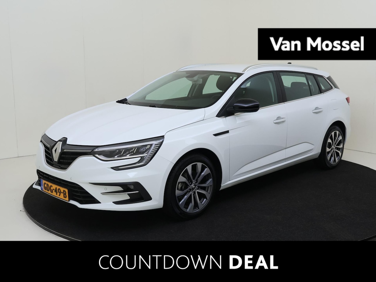 Renault Mégane E-Tech - Estate 1.6 Plug-In Hybrid 160 Equilibre | 17 inch | Michelin Cross Climate All-Season | - AutoWereld.nl