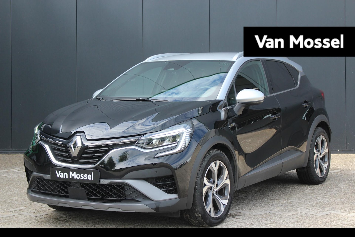 Renault Captur - 1.6 E-Tech Plug-in Hybrid 160Pk R.S. Line | Navigatie | Apple & Android Carplay | Parkeers - AutoWereld.nl