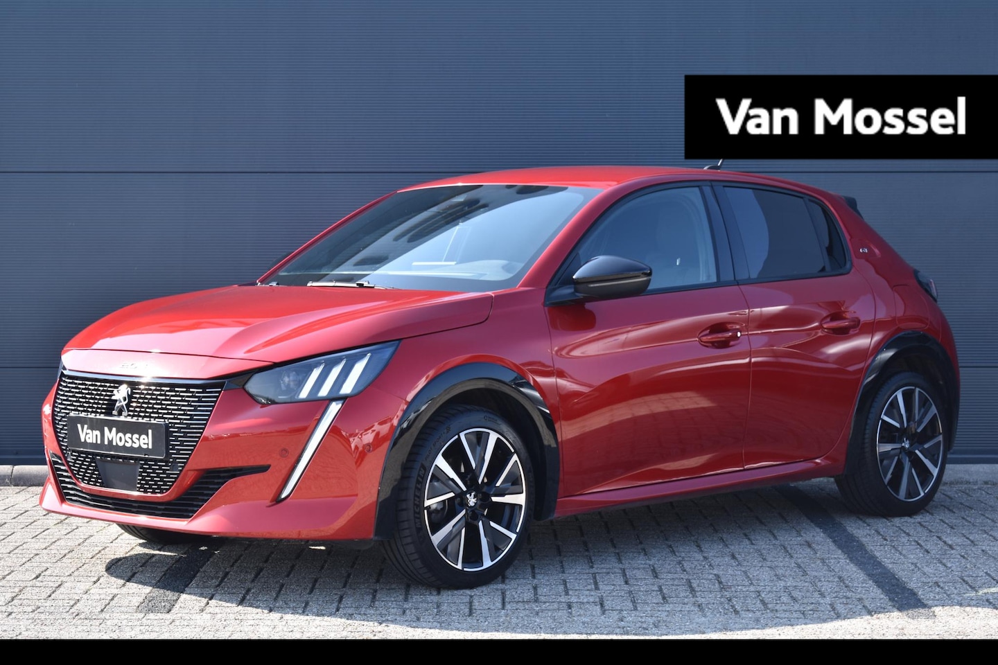 Peugeot 208 - 1.2 PureTech GT 100pk | Navigatie | Carplay | Achteruitrijcamera | Parkeersensoren | Licht - AutoWereld.nl