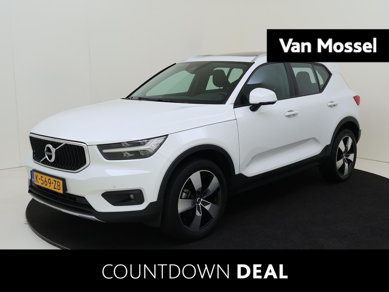 Volvo XC40 - 1.5 T2 130 PK Business Pro / 1ste Eigenaar / Navigatie / Camera / Leder / Panorama-dak / P - AutoWereld.nl