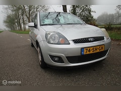 Ford Fiesta - 1.6-16V Futura