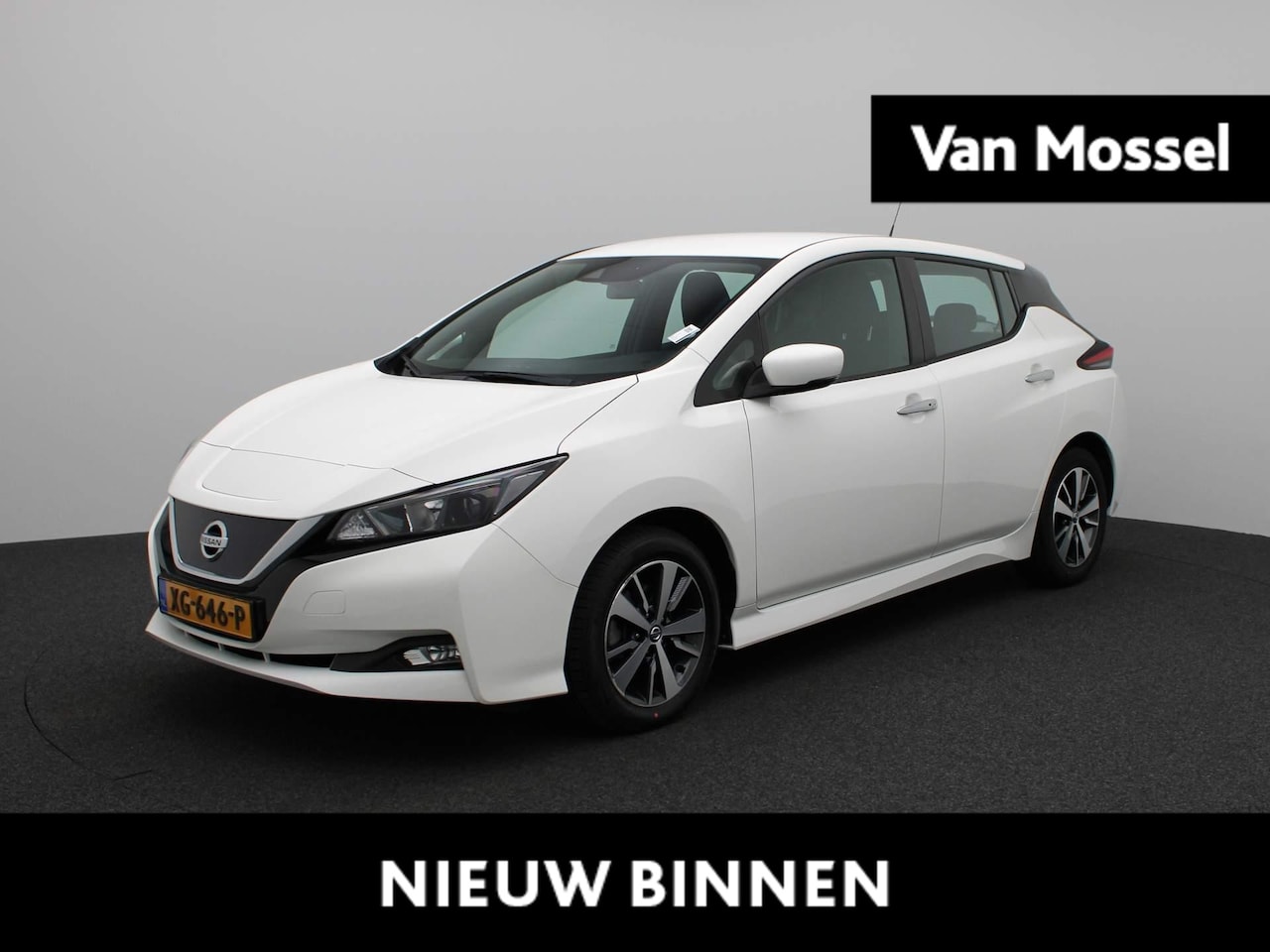 Nissan LEAF - Acenta 40 kWh | Navigatie | Achteruitrijcamera | Adaptive Cruise Control | Climate Control - AutoWereld.nl