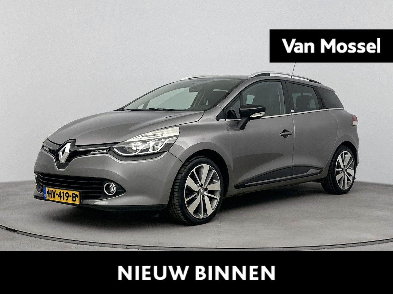 Renault Clio Estate - 0.9 TCe 90Pk Night&Day | Navigatie R-Link | Airco | Trekhaak | Parkeersensoren incl. Camer - AutoWereld.nl