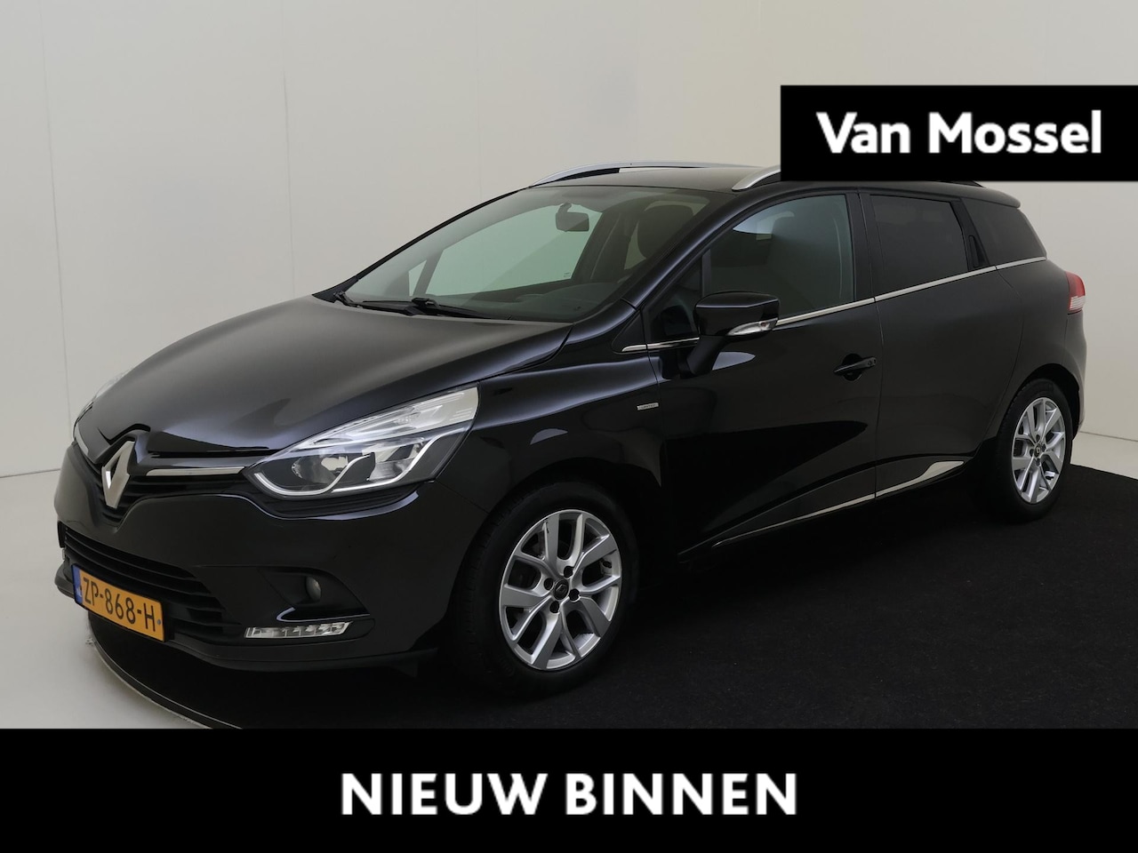 Renault Clio Estate - 0.9 TCe 90 PK Limited Airco / Navigatie / Parkeersensoren Achter / Lichtmetalen Velgen - AutoWereld.nl