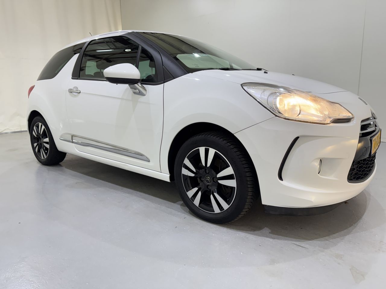 Citroën DS3 - 1.6 VTi 120 So Chic - AutoWereld.nl