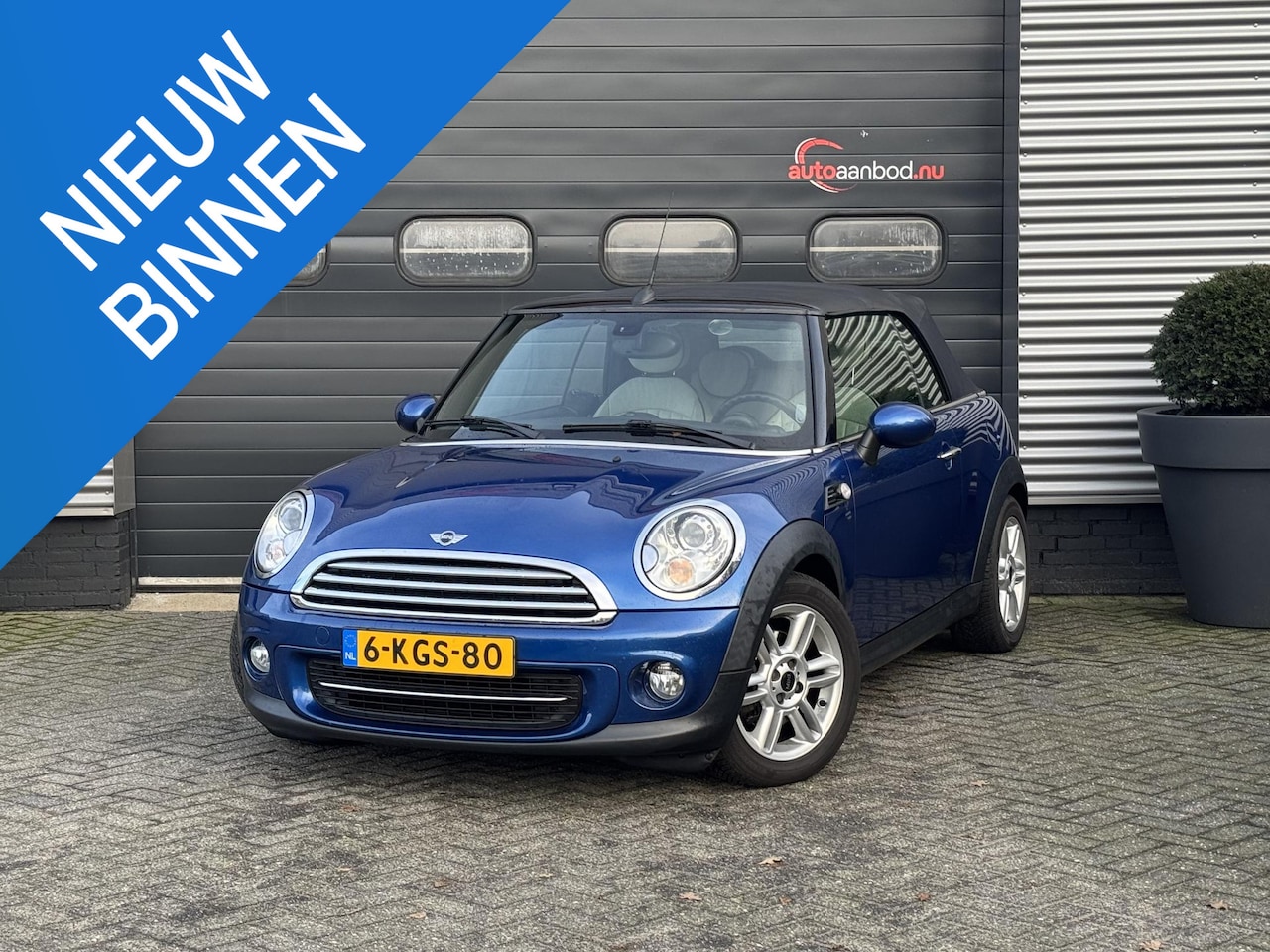 MINI Cabrio - Mini 1.6 Cooper Chili | Navigatie | Keyless Entry | Ledereden Bekleding | Stoelverwarming - AutoWereld.nl