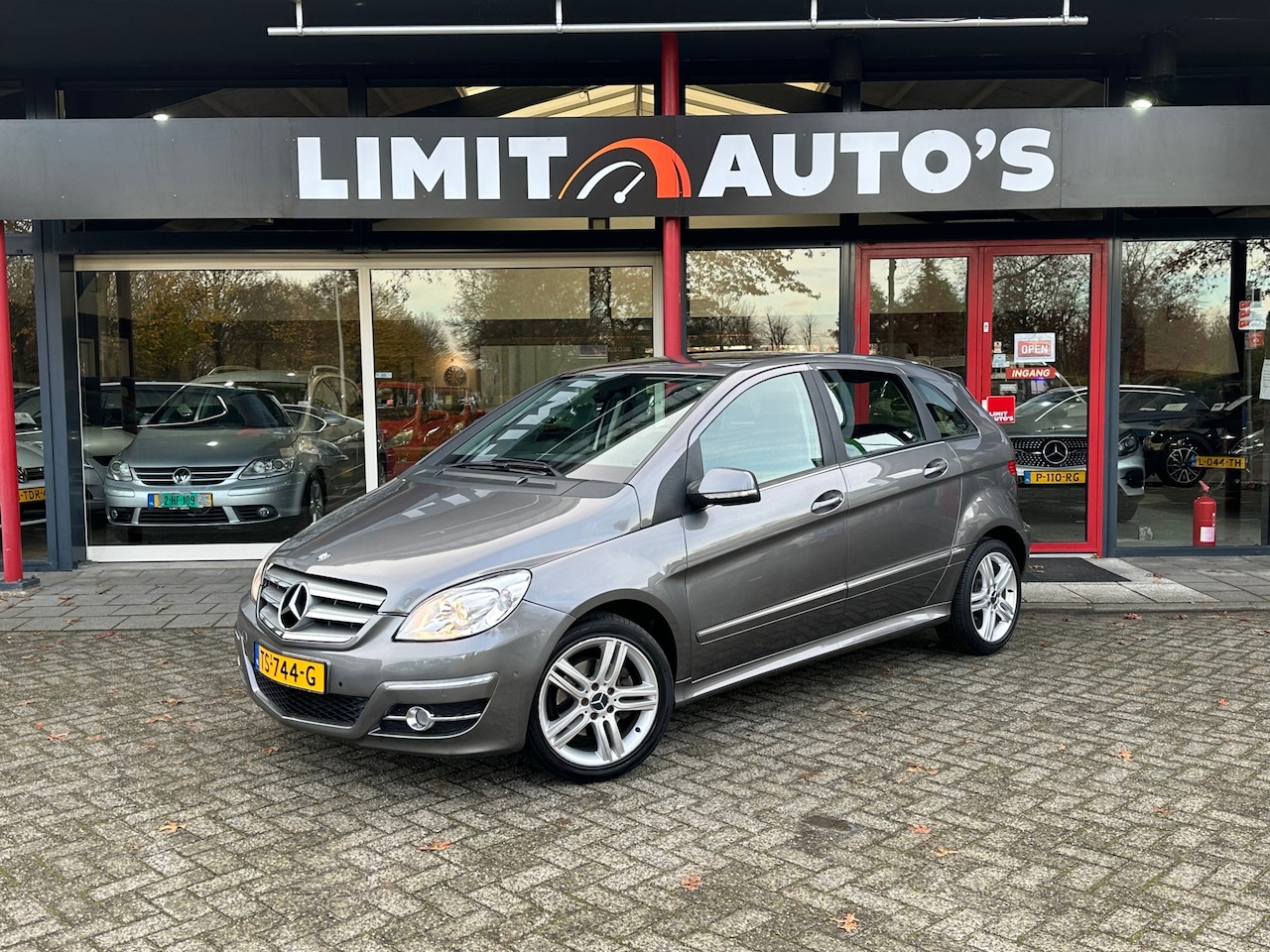 Mercedes-Benz B-klasse - 200 Clima/Aut/Navi/Pdc/St.verwarming/Cruise/Lmv/Apk - AutoWereld.nl