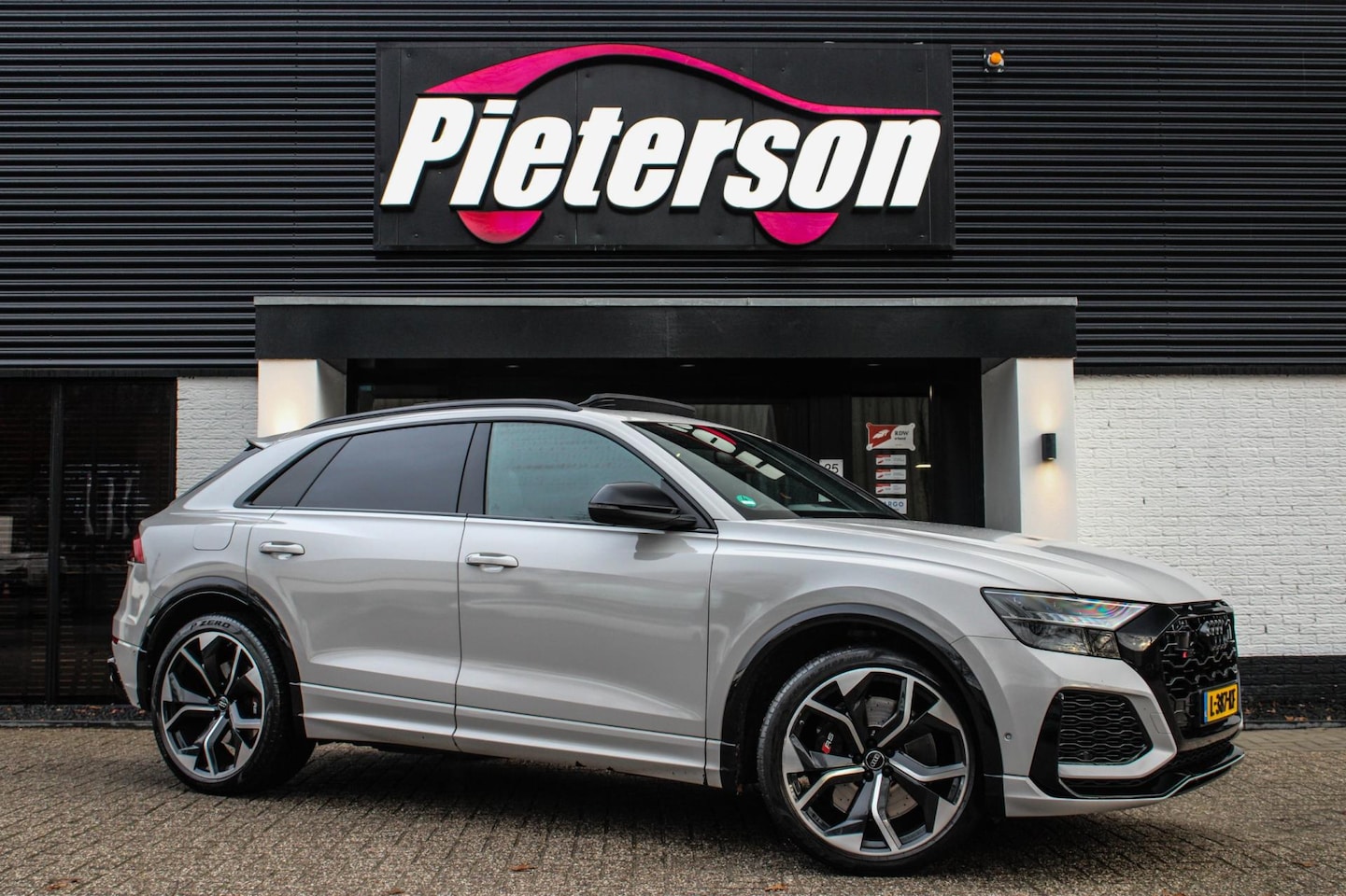 Audi RSQ8 - 4.0 TFSI RS Q8 Quattro BTW PANO B&O 360 CARBON MEMORY - AutoWereld.nl