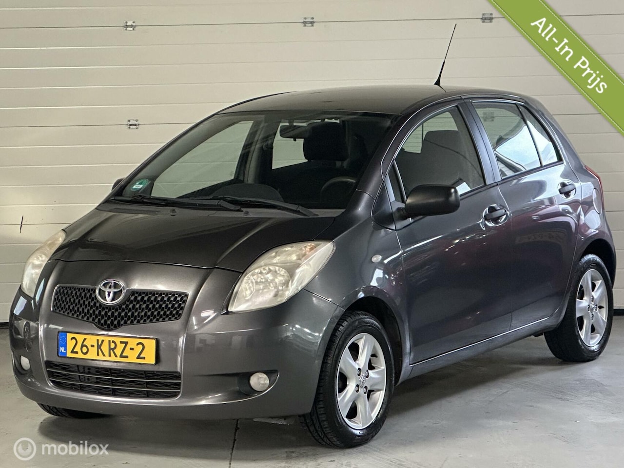 Toyota Yaris - 1.3 VVTi Cool|AIRCO|5DR|APK|NAVI| - AutoWereld.nl