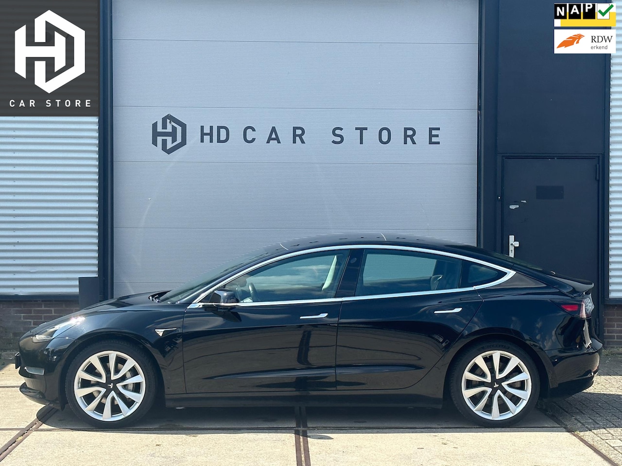 Tesla Model 3 - Standard RWD Plus 60 kWh 19INCH Autopilot Dealer Onderhouden - AutoWereld.nl