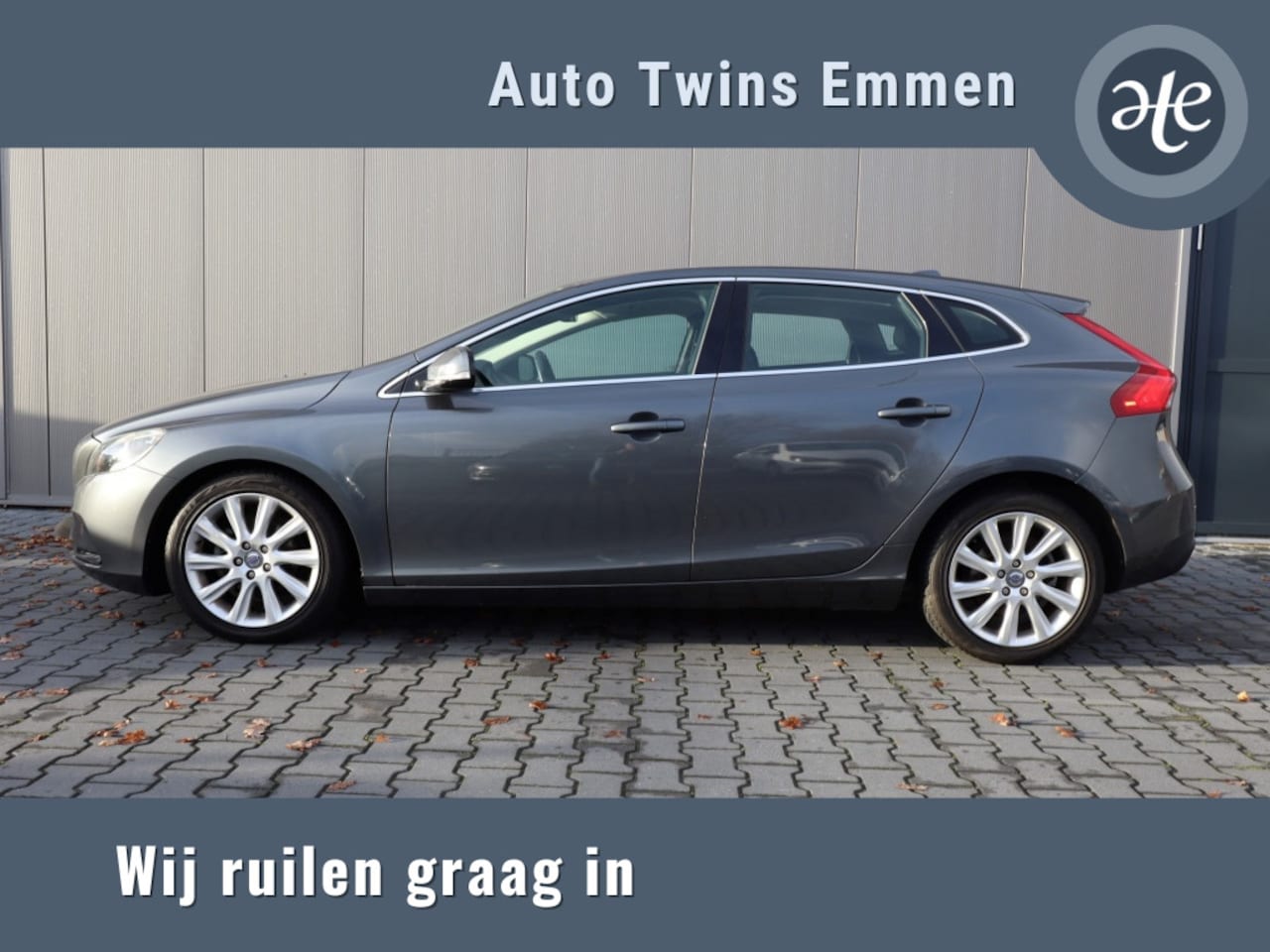 Volvo V40 - 1.6 D2 Summum | Leder | Led | Media | PDC | Riem verv. - AutoWereld.nl