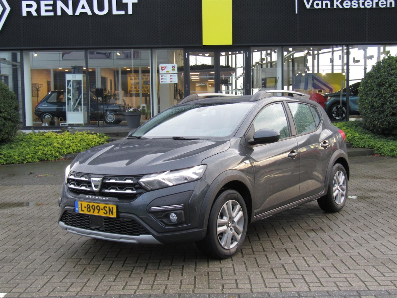 Dacia Sandero Stepway - 1.0 TCe 100pk bi-Fuel GPF Stepway Comfort / Camera / Trekhaak / 1e eigenaar / Compleet dea - AutoWereld.nl