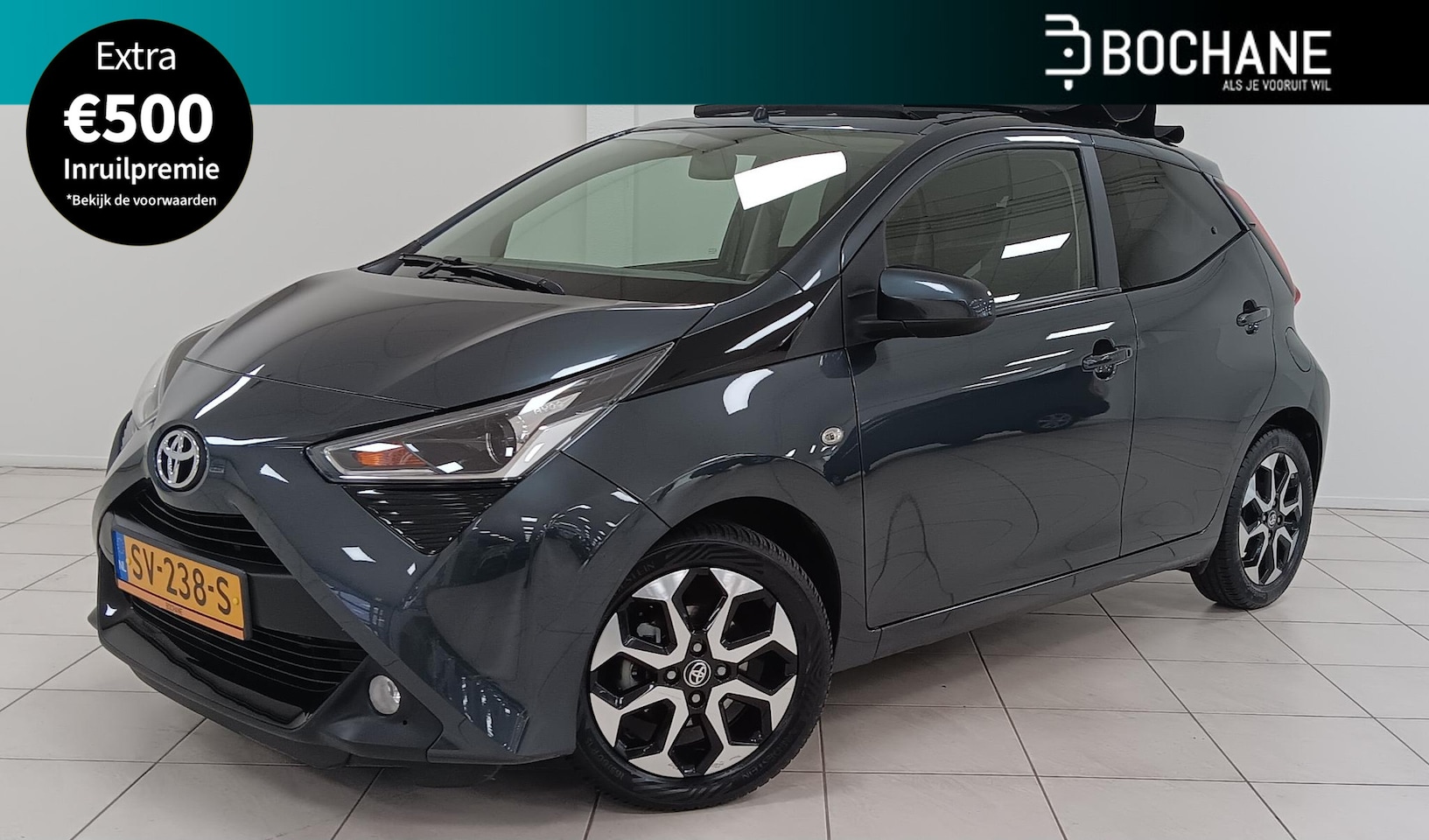 Toyota Aygo - 1.0 VVT-i x-first | 5-Deurs | Vouwdak - AutoWereld.nl