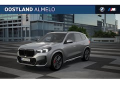 BMW X1 - sDrive20i High Executive M Sport Automaat / Trekhaak / Sportstoelen / Adaptieve LED / M Ad