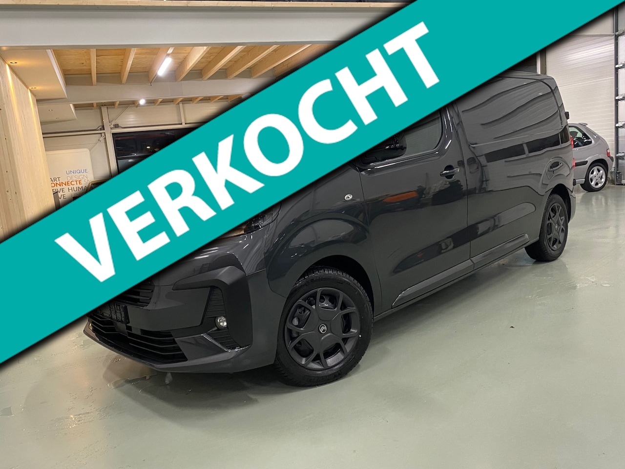 Citroën Jumpy - 2.0 BlueHDI 145 S&S EAT8 NAVI CAMERA TREKHAAK NIEUW MODEL - AutoWereld.nl