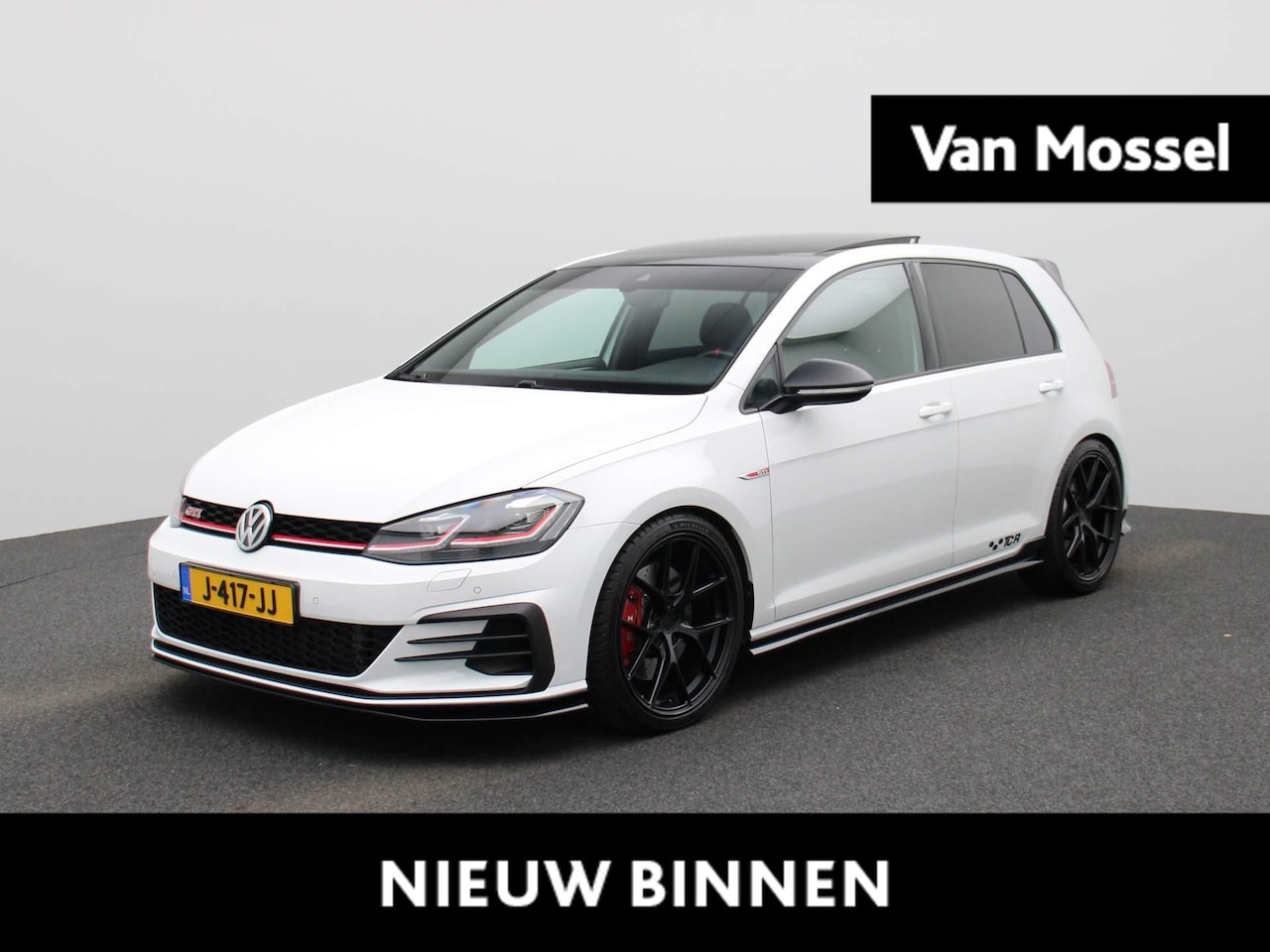 Volkswagen Golf - 2.0 TSI GTI TCR | Automaat | Panoramadak | Akrapovic | Navigatie | Drive mode | LED | Came - AutoWereld.nl