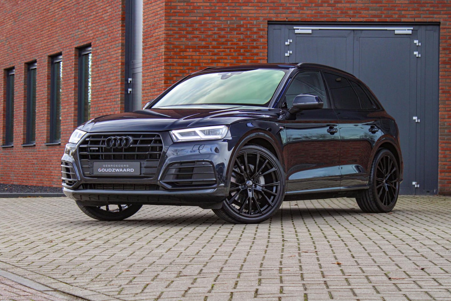 Audi Q5 - 55 TFSI e quattro Competition | Pano | Luchtvering | Leder | Massage - AutoWereld.nl