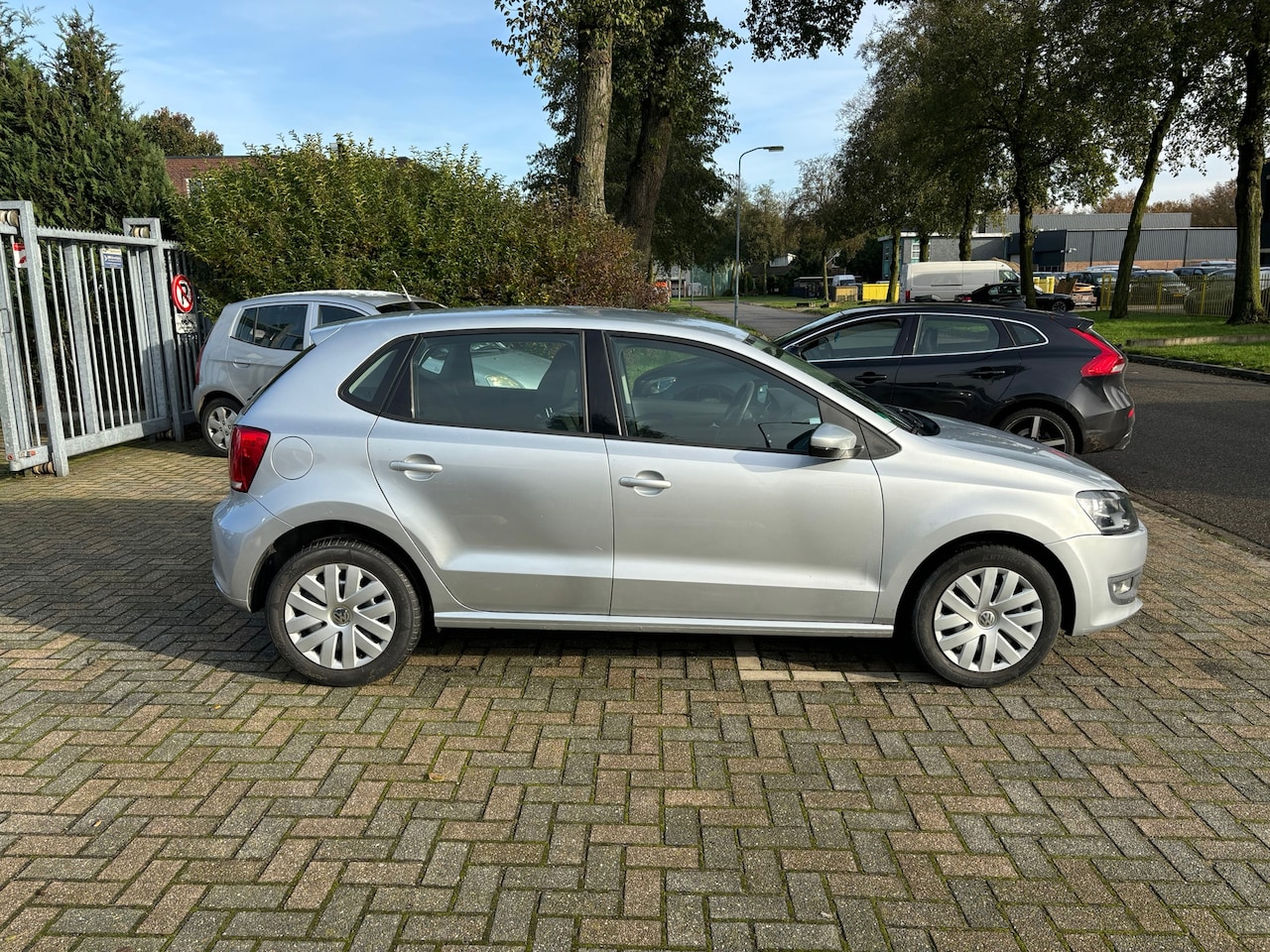 Volkswagen Polo - 1.2-12V Trendline 1.2-12V Trendline - AutoWereld.nl