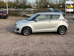 Suzuki Swift - 1.2 Bandit EASSS, bj.2014, kleur: grijs, airco, sportvelgen, stuurbekrachtiging en APK tot