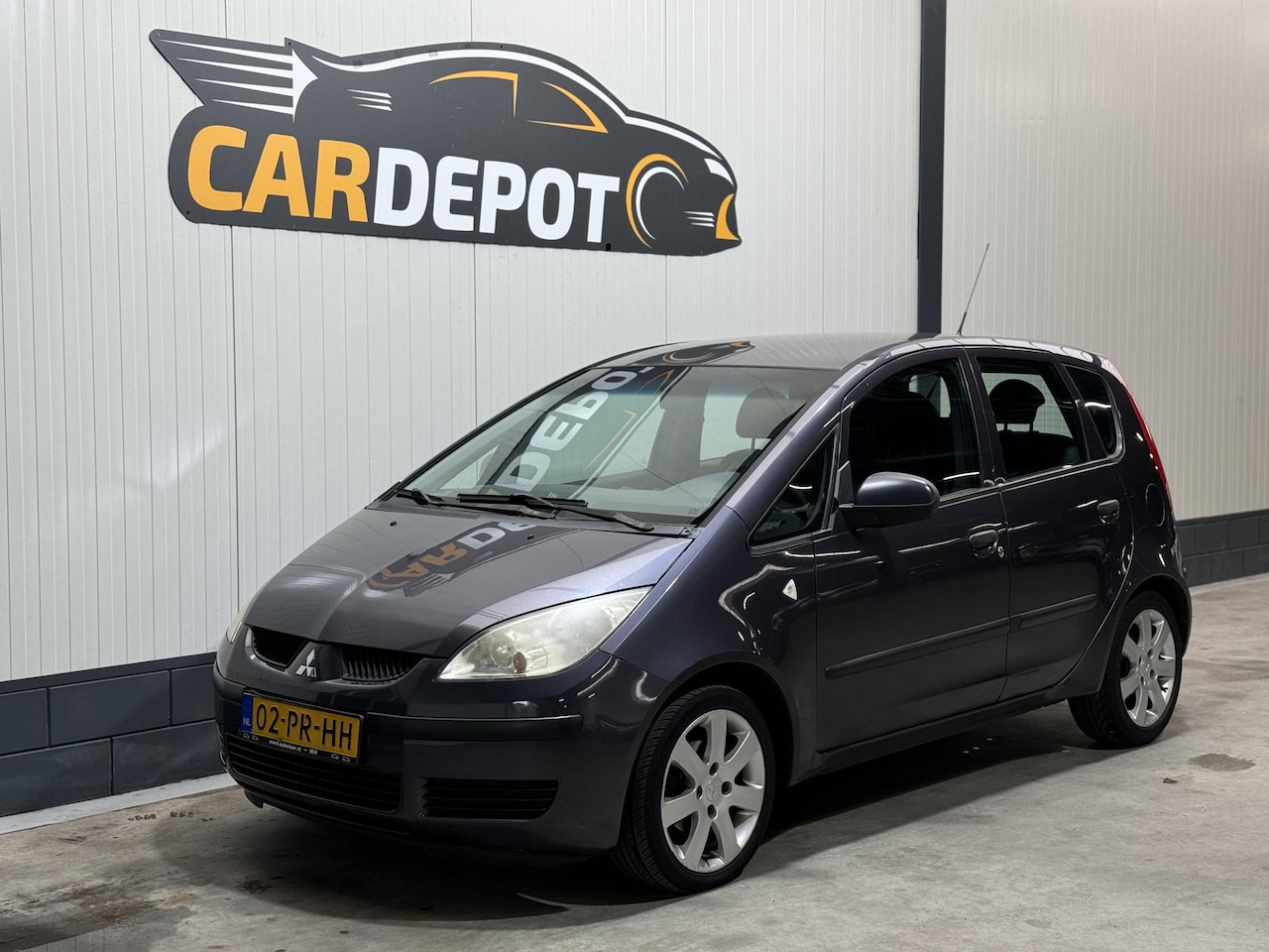 Mitsubishi Colt - 1.5 Invite 1.5 Invite - AutoWereld.nl