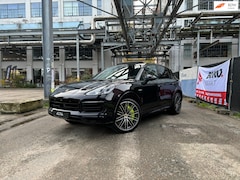 Porsche Cayenne - 3.0 E-Hybrid Pano Keramisch Full optie