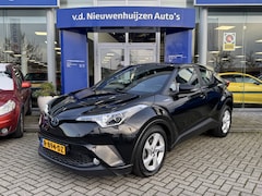 Toyota C-HR - 1.8 Hybrid Active Navigatie Cruise Control Trekhaak info: M.Safari 0492588976