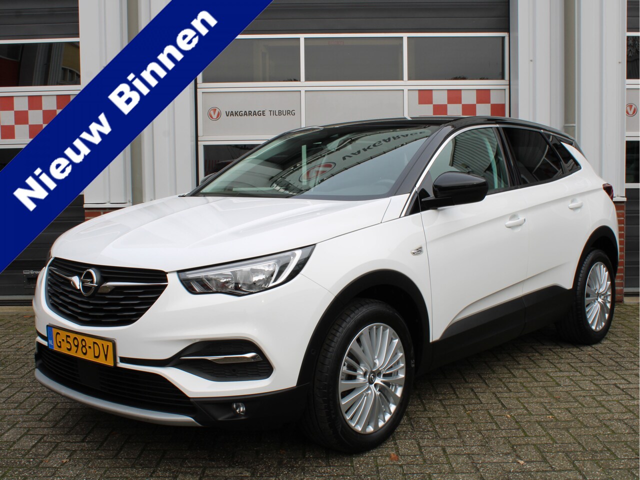 Opel Grandland X - 1.2 Turbo Innovation 1e EIG/NWE D-riem/Stoelverw./AppleCarplay/AndroidAuto/Camera/PDC/Clim - AutoWereld.nl