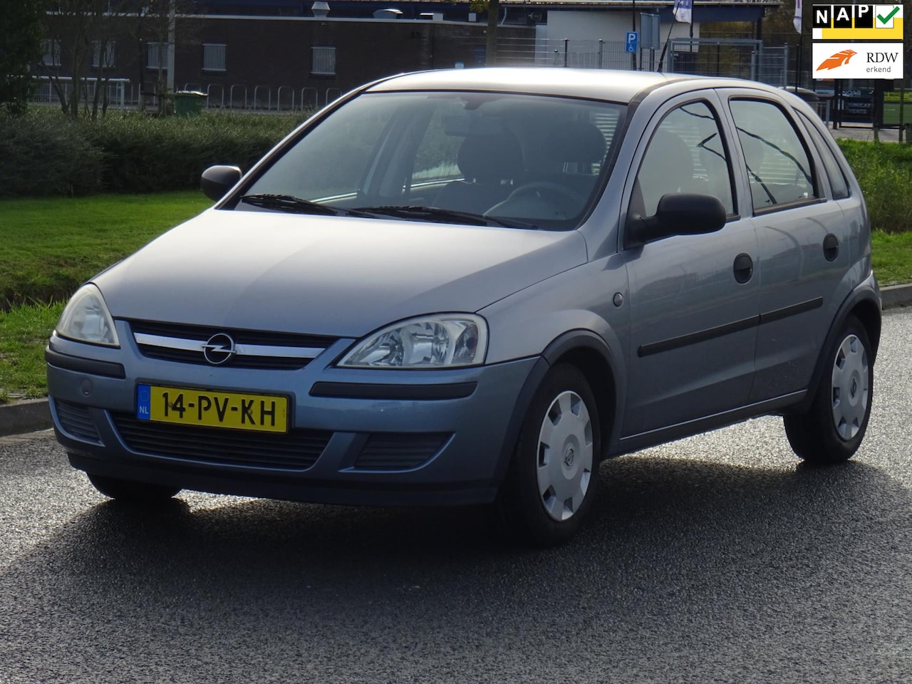 Opel Corsa - 1.2-16V Rhythm 5-DEURS NAP/ELEKRAM/APK - AutoWereld.nl