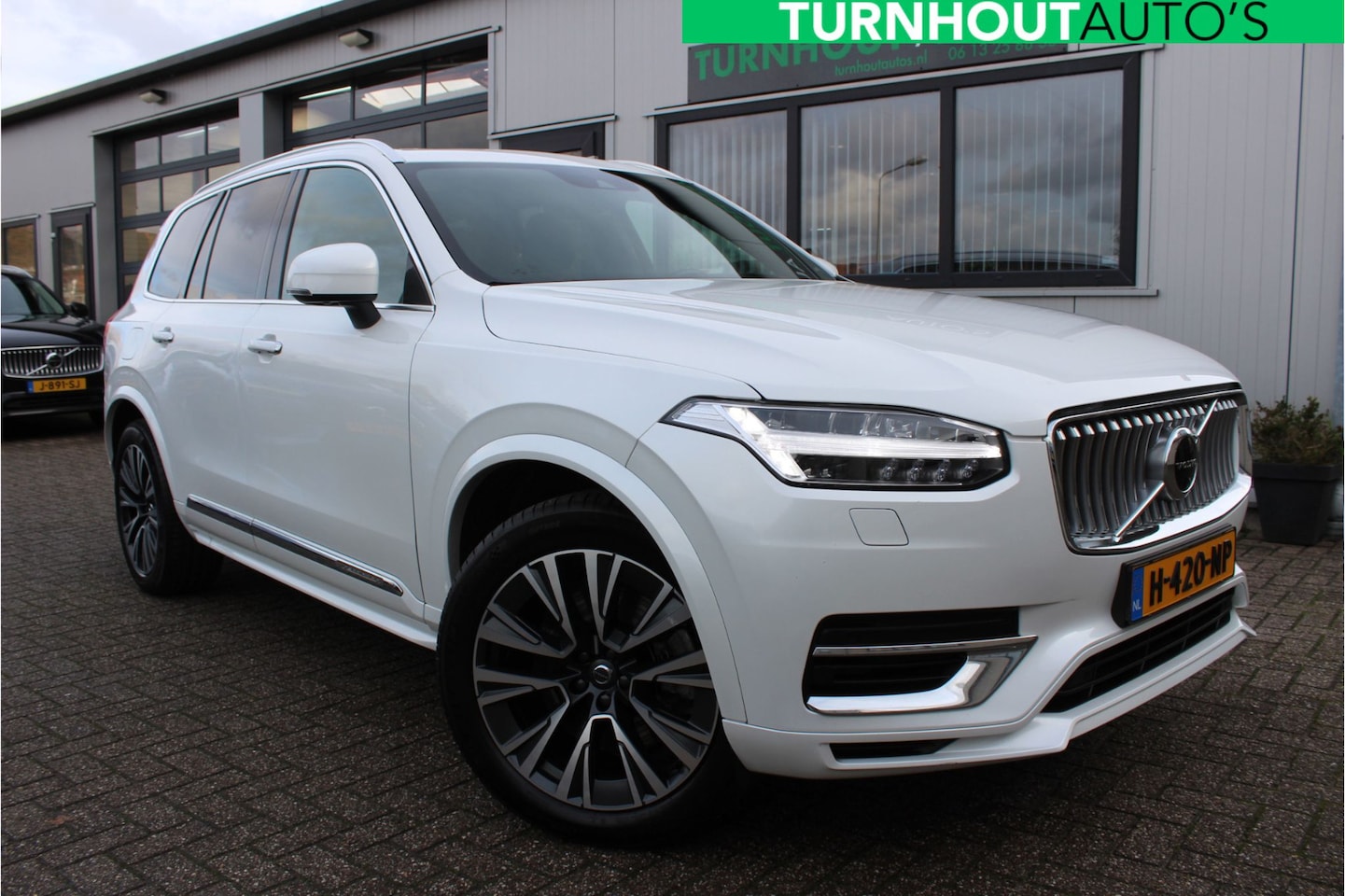 Volvo XC90 - 2.0 T8 Twin Engine AWD Inscription Intro Edition Luchtvering | 360 | Harman Kardon - AutoWereld.nl