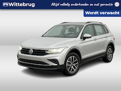 Volkswagen Tiguan - 1.4 eHybrid 245pk Life DSG Automaat / Navi by APP / LM velgen / LED / Digital cockpit / PD