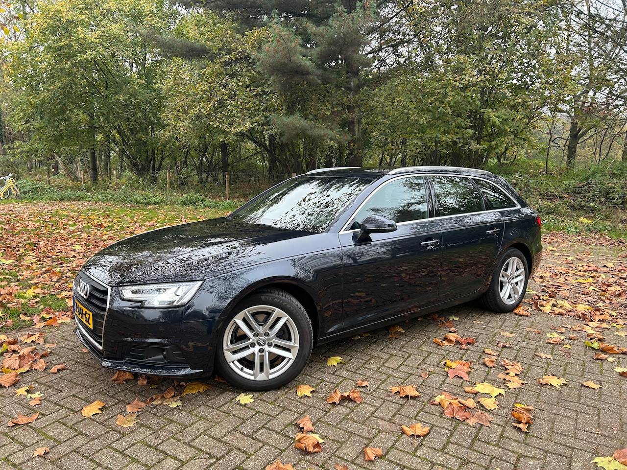 Audi A4 Avant - 1.4 TFSI Design Pro Line Plus Leder | CarPlay | Trekhaak - AutoWereld.nl