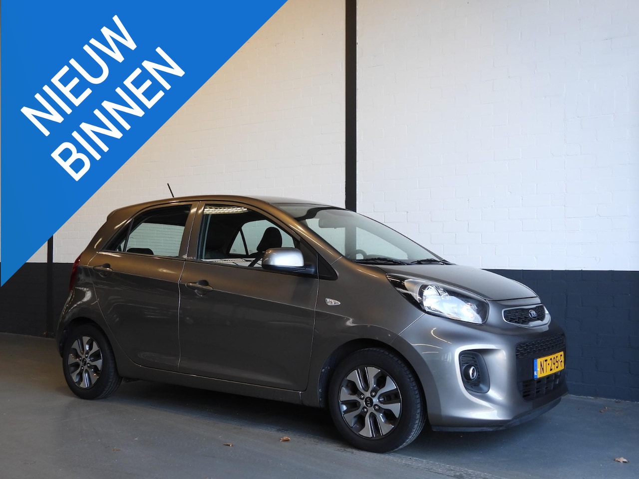 Kia Picanto - 1.0 CVVT EconomyPlusLineNavigator NAVI/CAMERA/AIRCO/LMV! - AutoWereld.nl