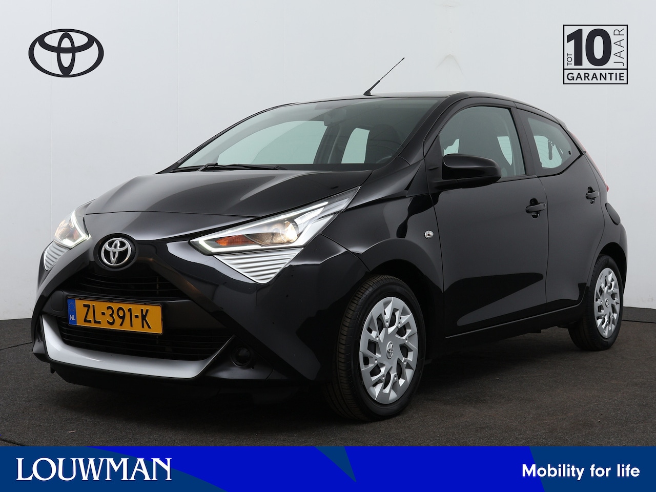 Toyota Aygo - 1.0 VVT-i x-play | Airco | Camera | Apple Carplay/Android Auto | - AutoWereld.nl