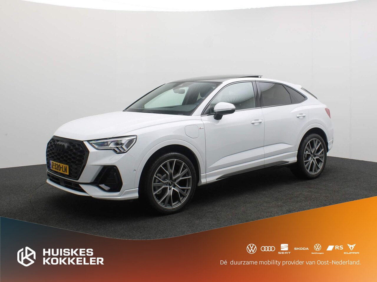 Audi Q3 Sportback - 45 TFSI e S Edition | Panoramadak | 20-inch | Keyless | Zwart-Optiek | Ambienteverlichting - AutoWereld.nl