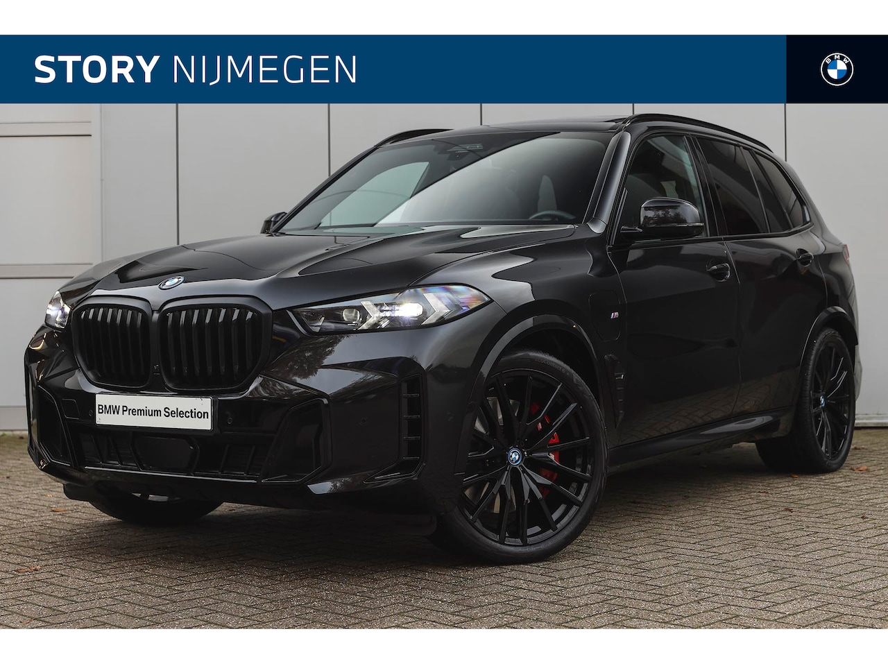 BMW X5 - xDrive50e High Executive M Sport Automaat / Panoramadak / Trekhaak / 	Adaptieve LED / Park - AutoWereld.nl