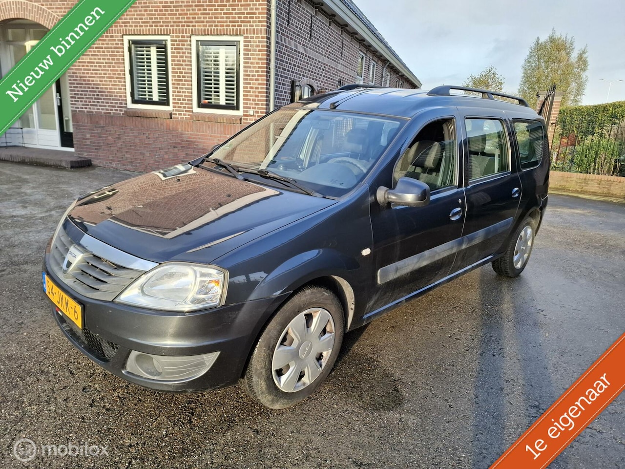 Dacia Logan MCV - 1.6-16V Blackline 7p. Airco 1e Eigenaar - AutoWereld.nl