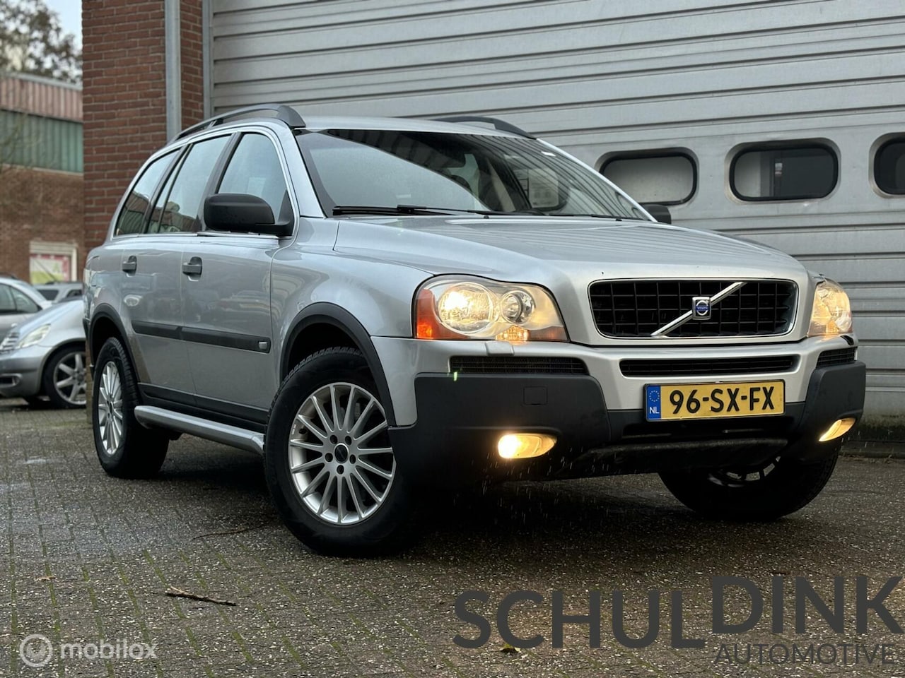 Volvo XC90 - 2.5 T Summum AIRCO|TREKHAAK|STOELVERWARMING - AutoWereld.nl