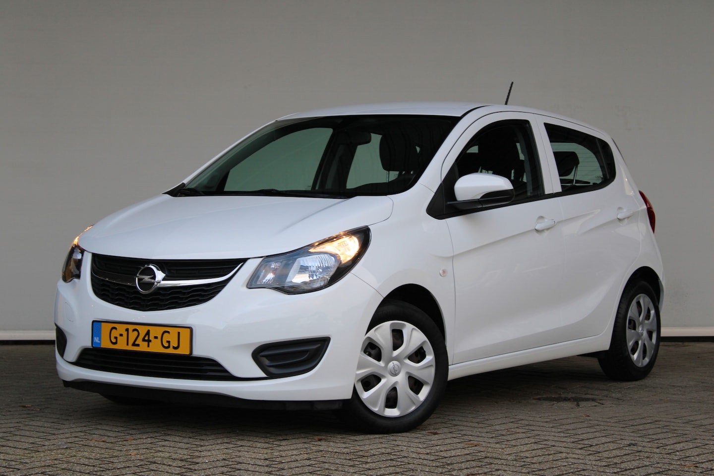 Opel Karl - 1.0 ecoFLEX 120 Jaar Edition | Airco | Bluetooth | Cruise control | - AutoWereld.nl