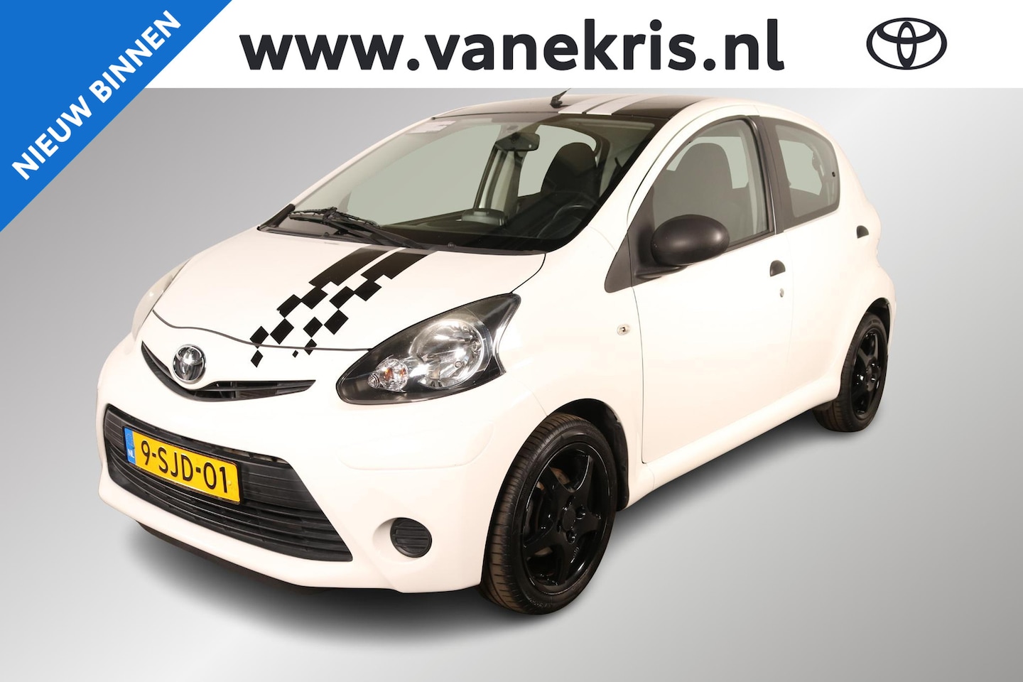 Toyota Aygo - 1.0 VVT-i Now 1.0 VVT-i Now - AutoWereld.nl