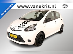 Toyota Aygo - 1.0 VVT-i Now, Navi, Bluetooth