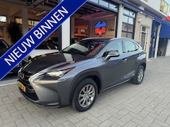 Lexus NX - 300h AWD Business Line LEDER/NAVI/CAMERA