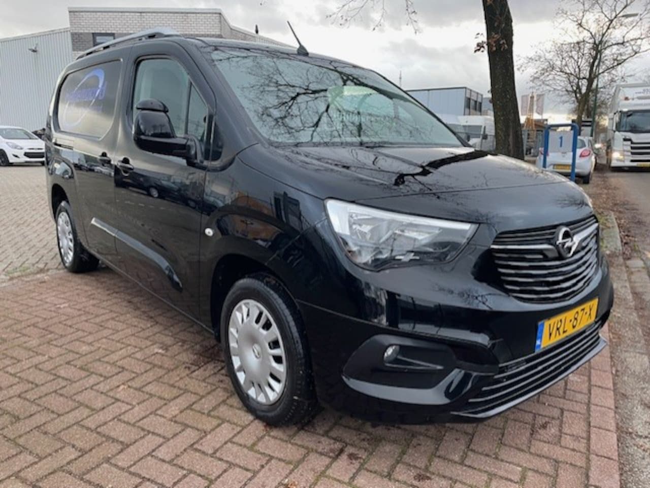 Opel Combo - 1.5D L2 H1 Edition Airco,Navigatie MOTOR DEFECT - AutoWereld.nl