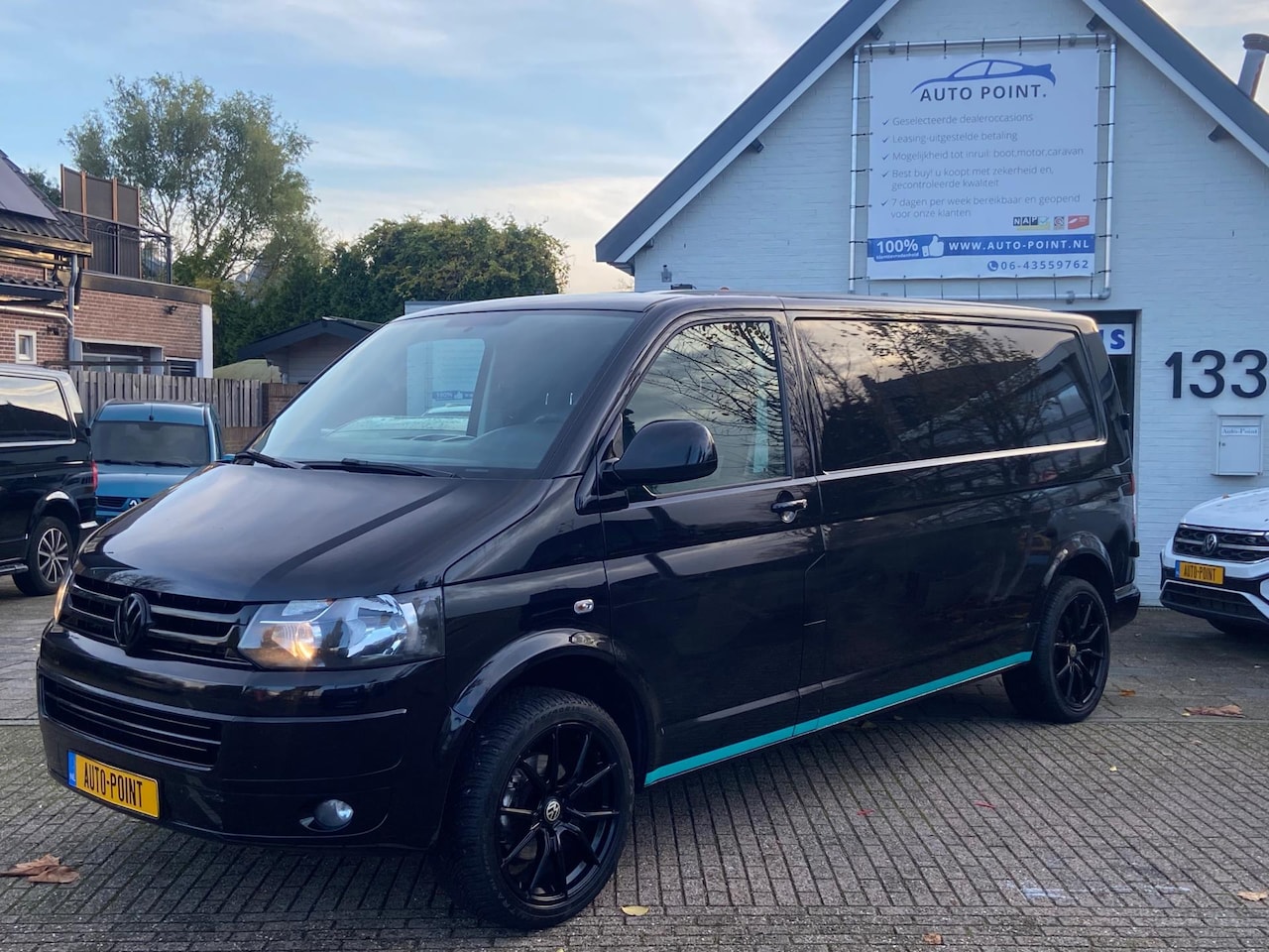 Volkswagen Transporter - 2.0 TDI LANG/CARPLAY/R-LINE INTERIEUR/19INCH - AutoWereld.nl