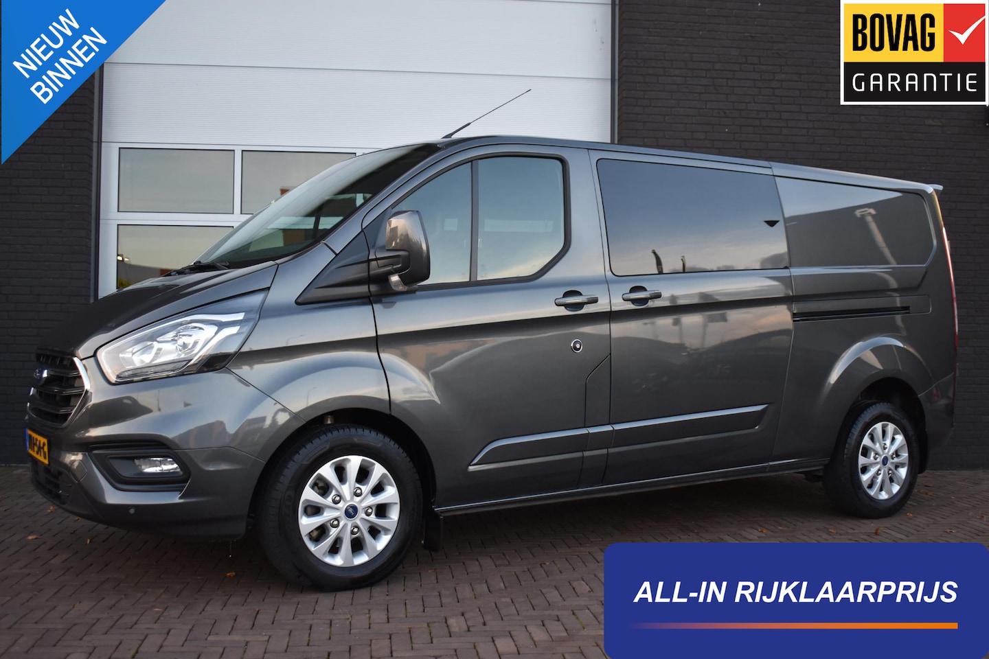 Ford Transit Custom - 320 2.0 TDCI 170PK Aut. L2H1 Limited | Navi | Camera | Incl. Garantie - AutoWereld.nl