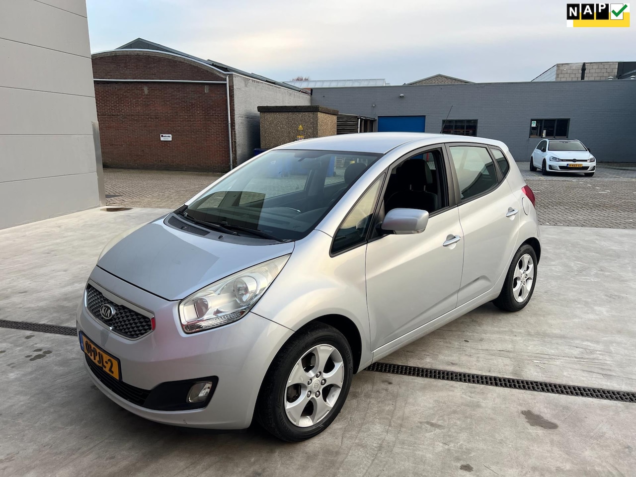 Kia Venga - 1.4 CVVT X-ecutive navigatie - AutoWereld.nl