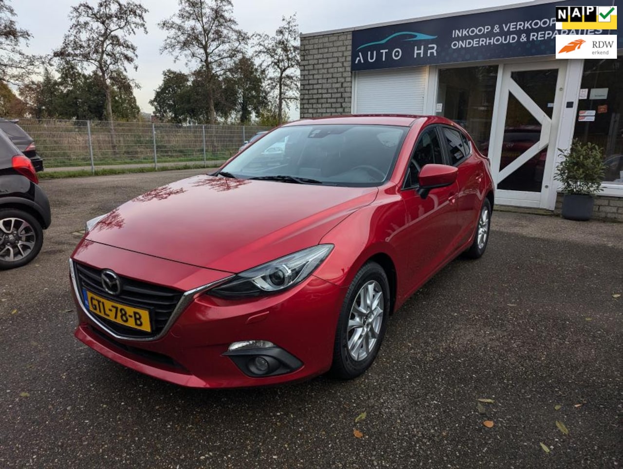 Mazda 3 - 2.0 SkyActiv 120pk stoelverw. climate control, 1eig. - AutoWereld.nl