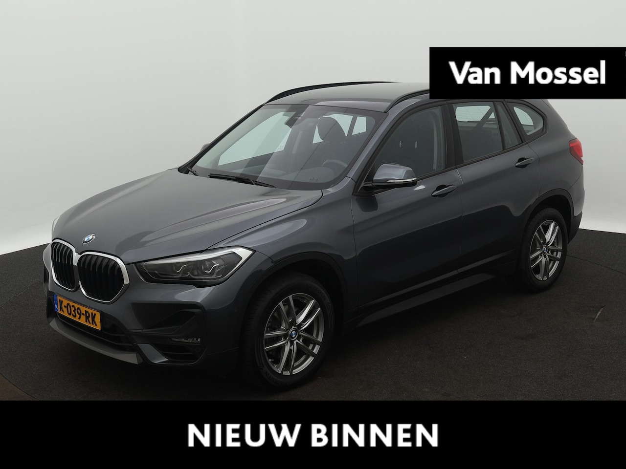 BMW X1 - sDrive18i High Executive Edition 140 PK | Automaat | Navigatie | Camera | Parkeersensoren - AutoWereld.nl