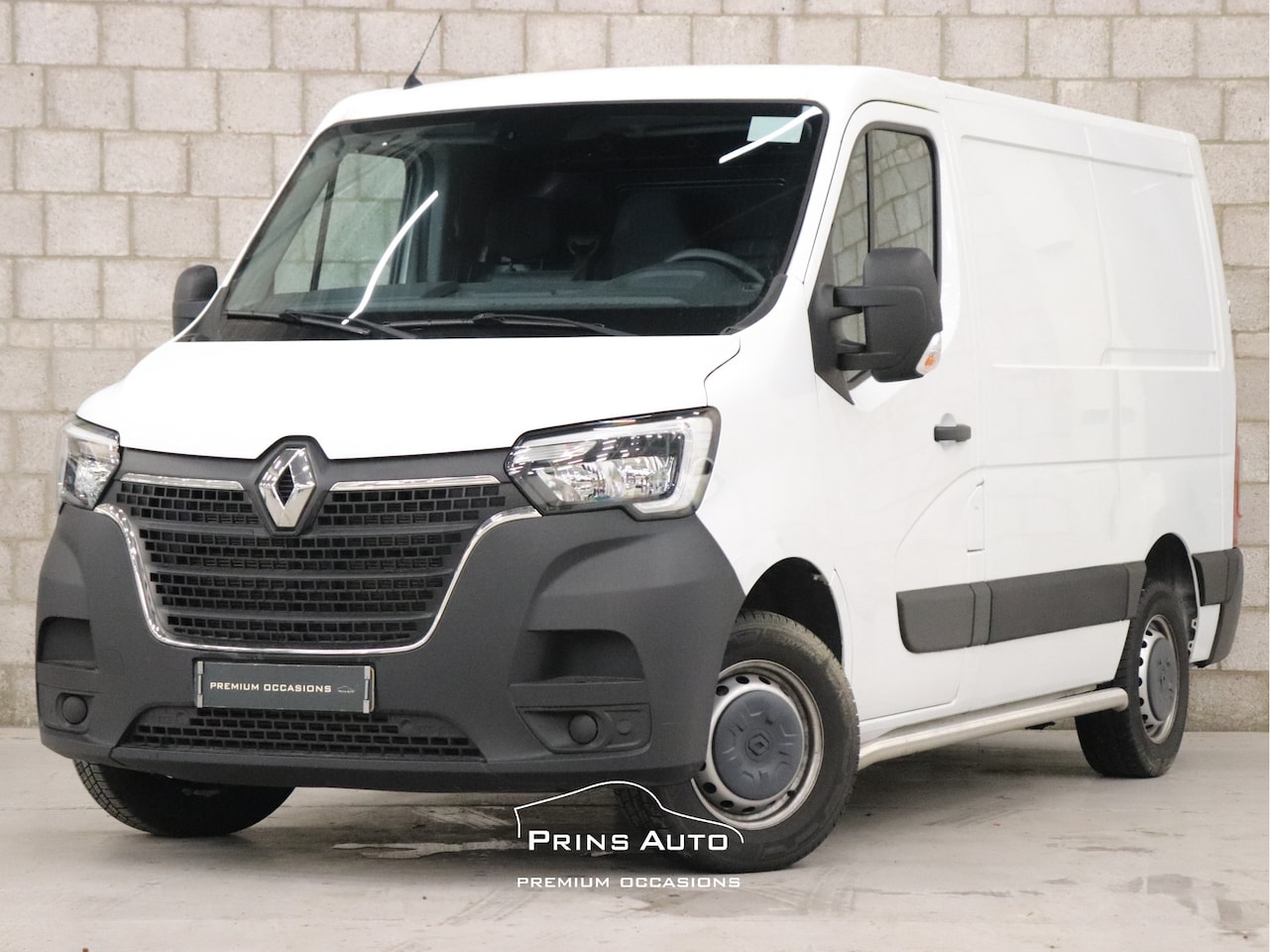 Renault Master - T35 2.3 dCi 135 L1H1 Comfort |CRUISE|NAVI|SENSOREN|DAB| - AutoWereld.nl