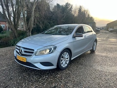 Mercedes-Benz A-klasse - 180 Edition Navigatie 4U3