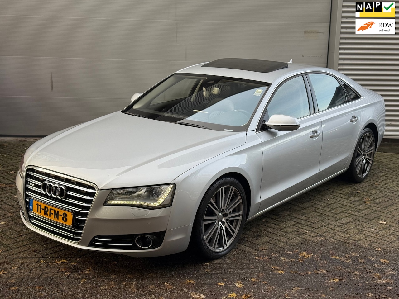 Audi A8 - 4.2 TDI quattro Pro Line+ l Schuifdak l Xenon l Exclusive Volleder l Zeer goede staat l - AutoWereld.nl